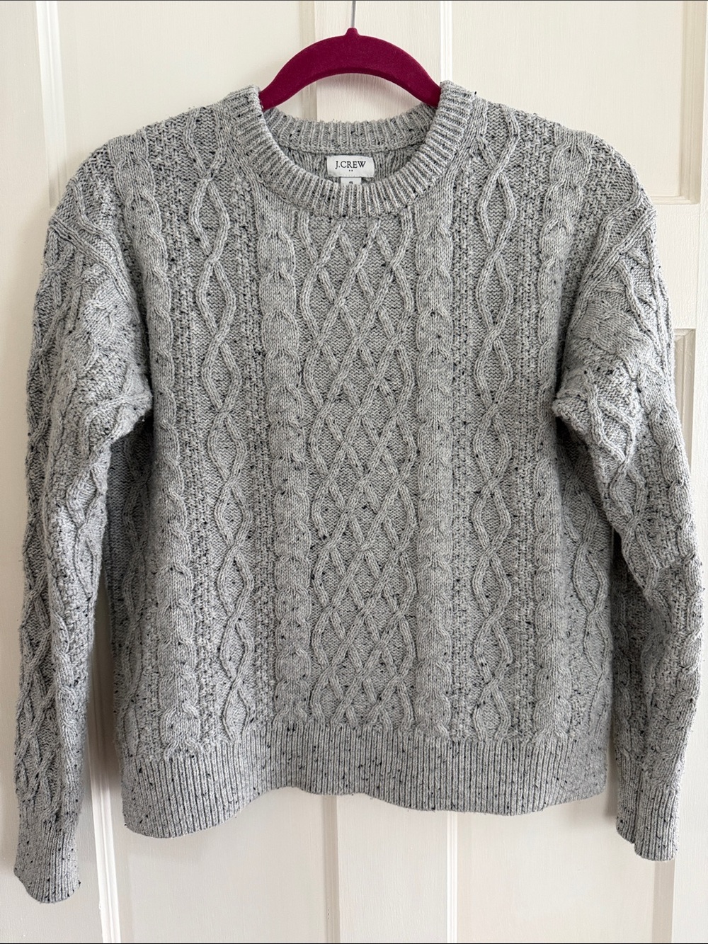 🌷J. Crew gray flecked Donegal cable knit sweater. Size S.
